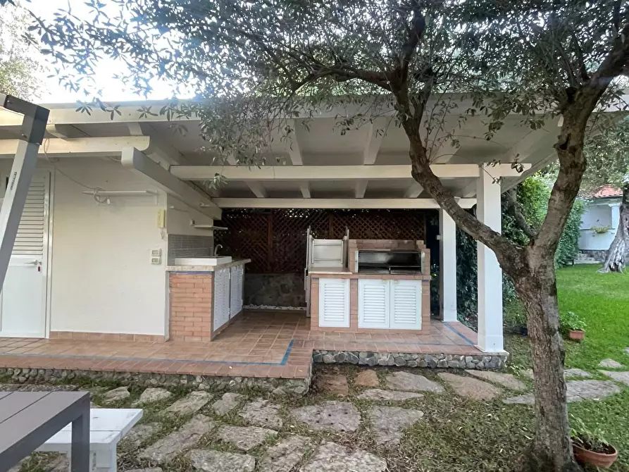 Immagine 39 di Villa in vendita  a San Giovanni A Piro