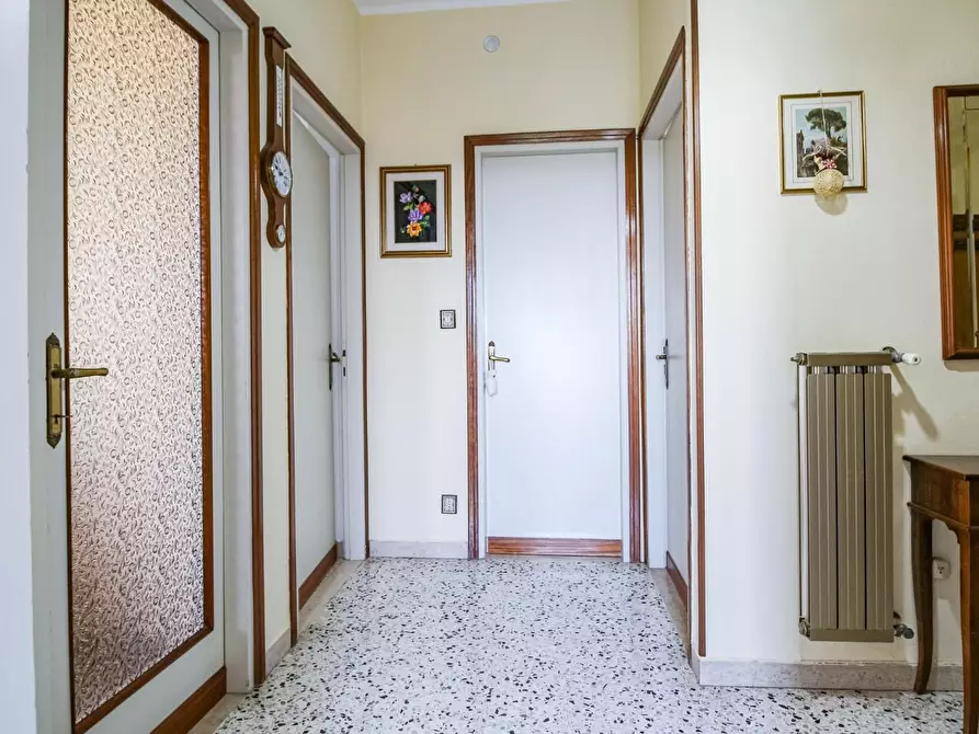 Immagine 22 di Appartamento in vendita  a Pisa