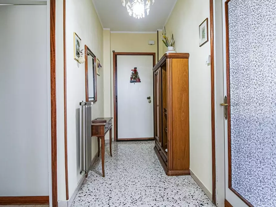 Immagine 4 di Appartamento in vendita  a Pisa