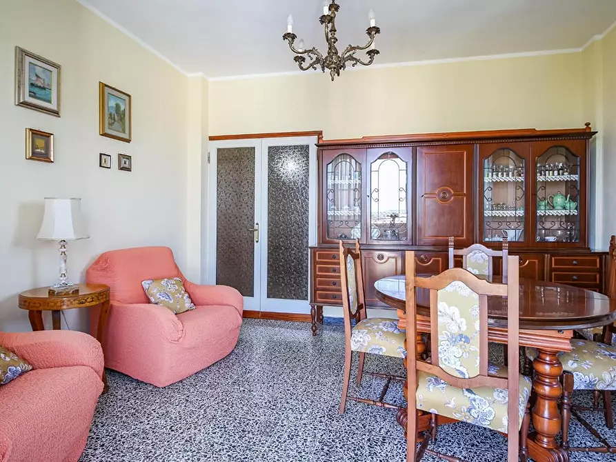 Immagine 5 di Appartamento in vendita  a Pisa