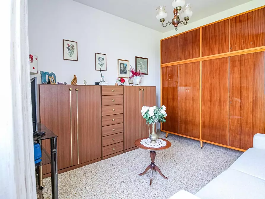 Immagine 31 di Appartamento in vendita  a Pisa