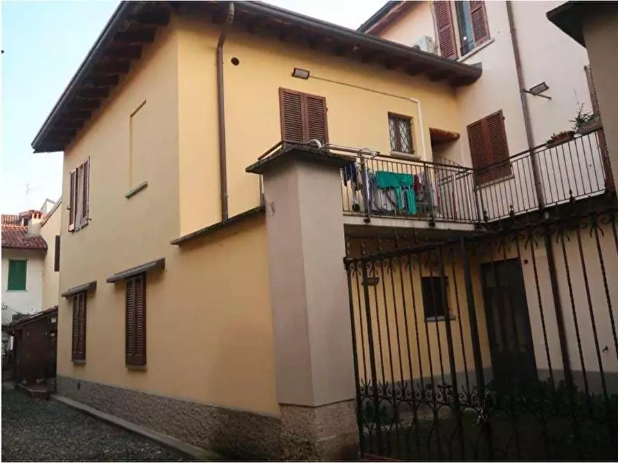 Immagine 2 di Appartamento in vendita  a Vaprio D'adda