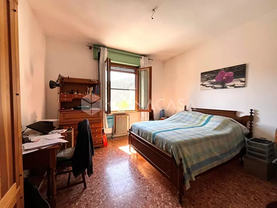 Immagine 12 di Appartamento in vendita  a Buti