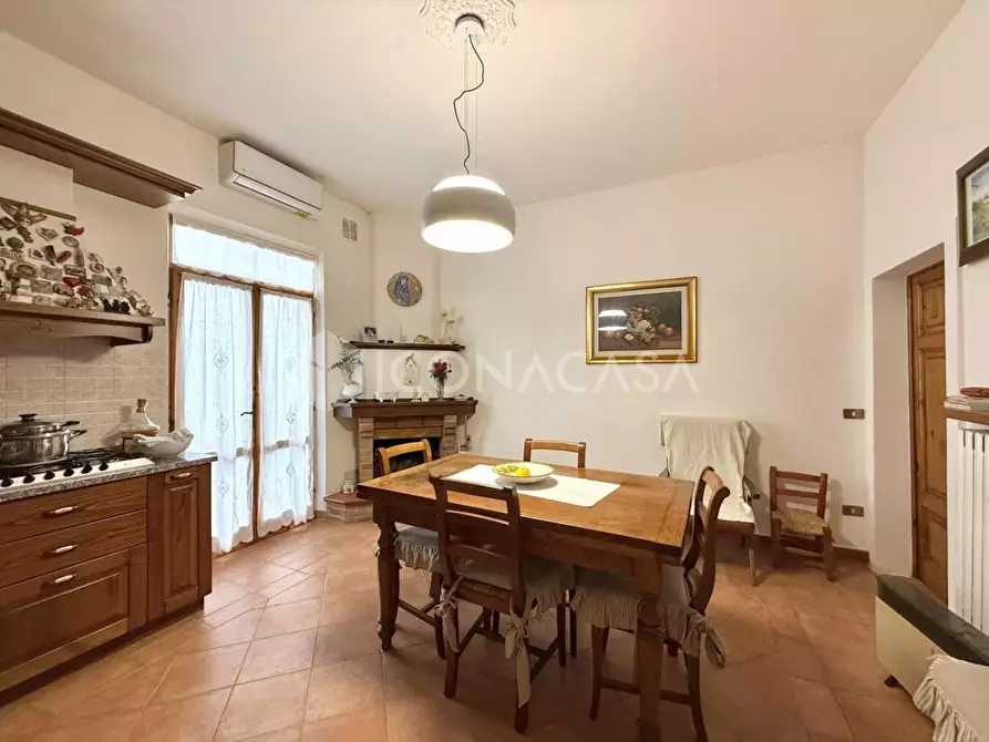 Immagine 6 di Appartamento in vendita  a Bientina