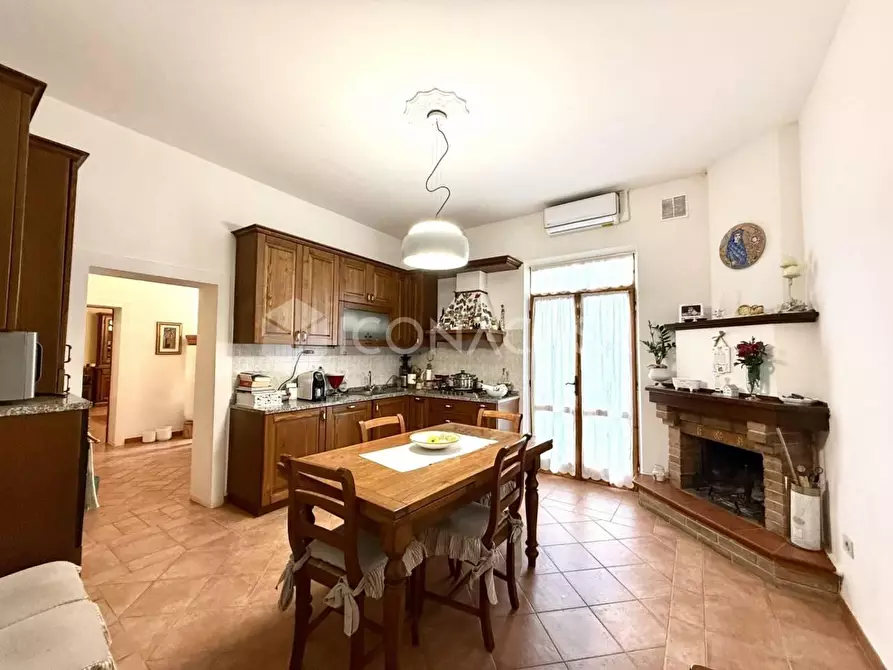 Immagine 9 di Appartamento in vendita  a Bientina
