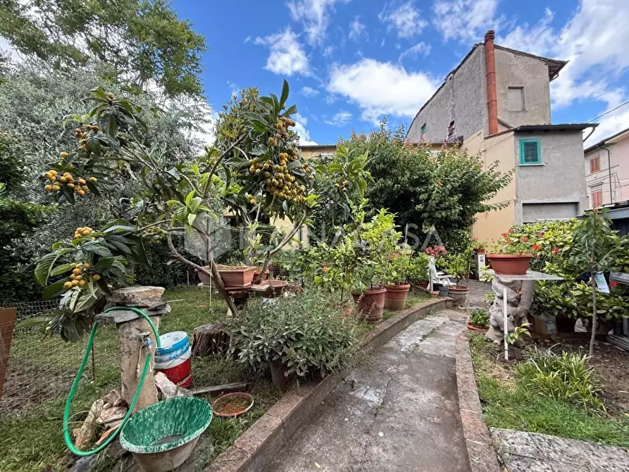 Immagine 38 di Appartamento in vendita  a Bientina