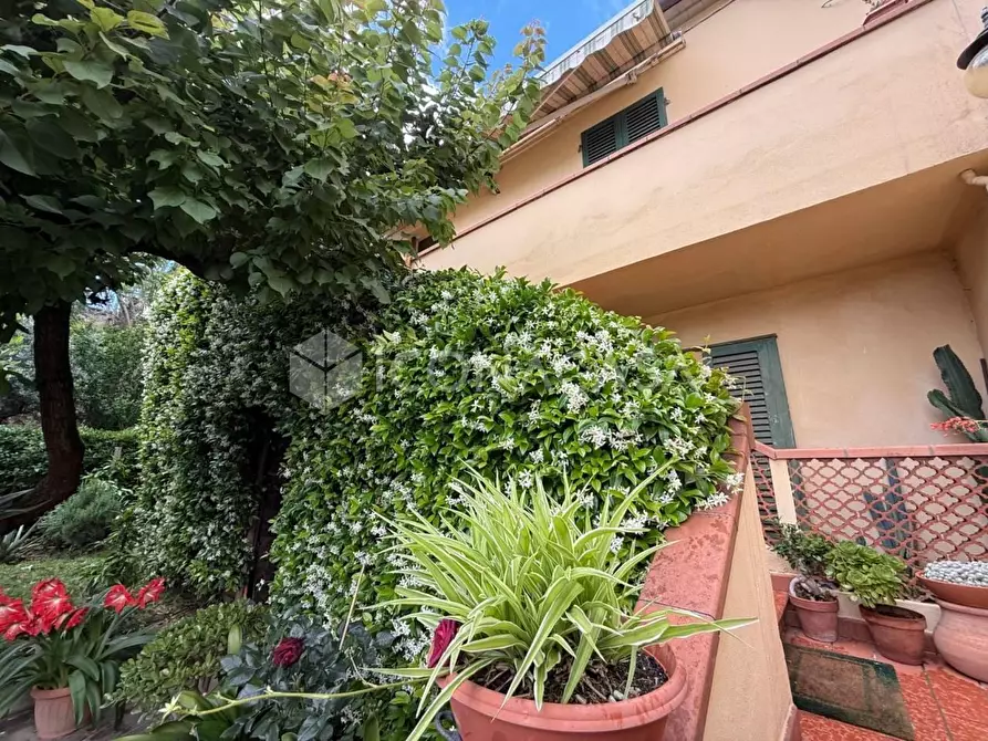 Immagine 31 di Appartamento in vendita  a Bientina