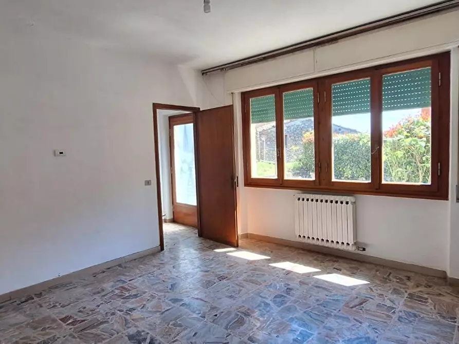 Immagine 14 di Terratetto in vendita  a Borgo A Mozzano