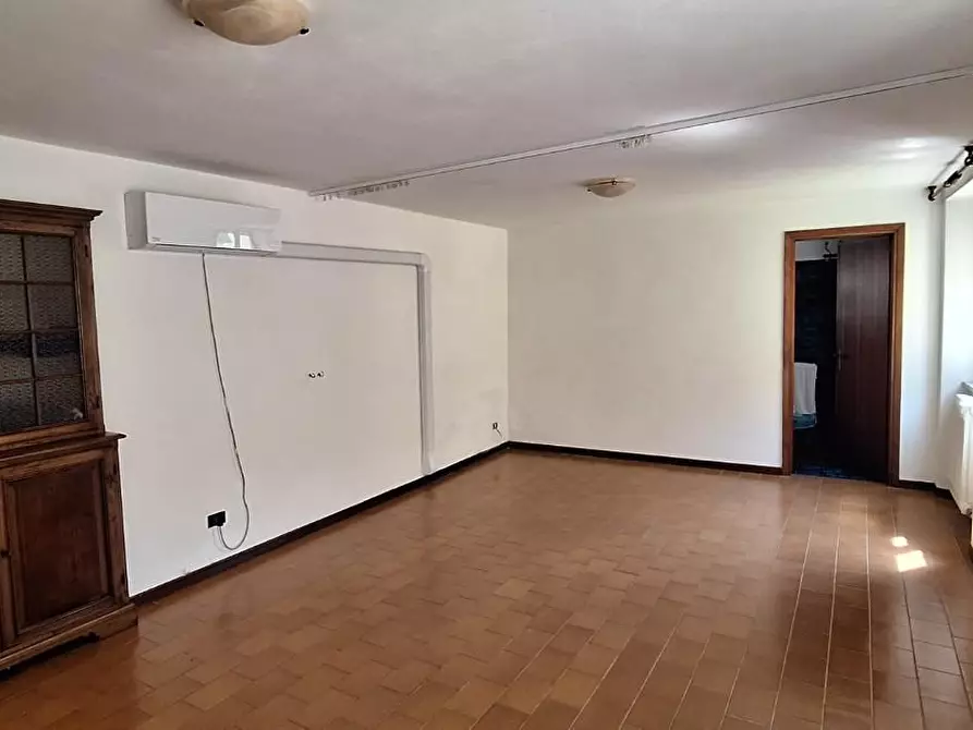 Immagine 8 di Terratetto in vendita  a Borgo A Mozzano