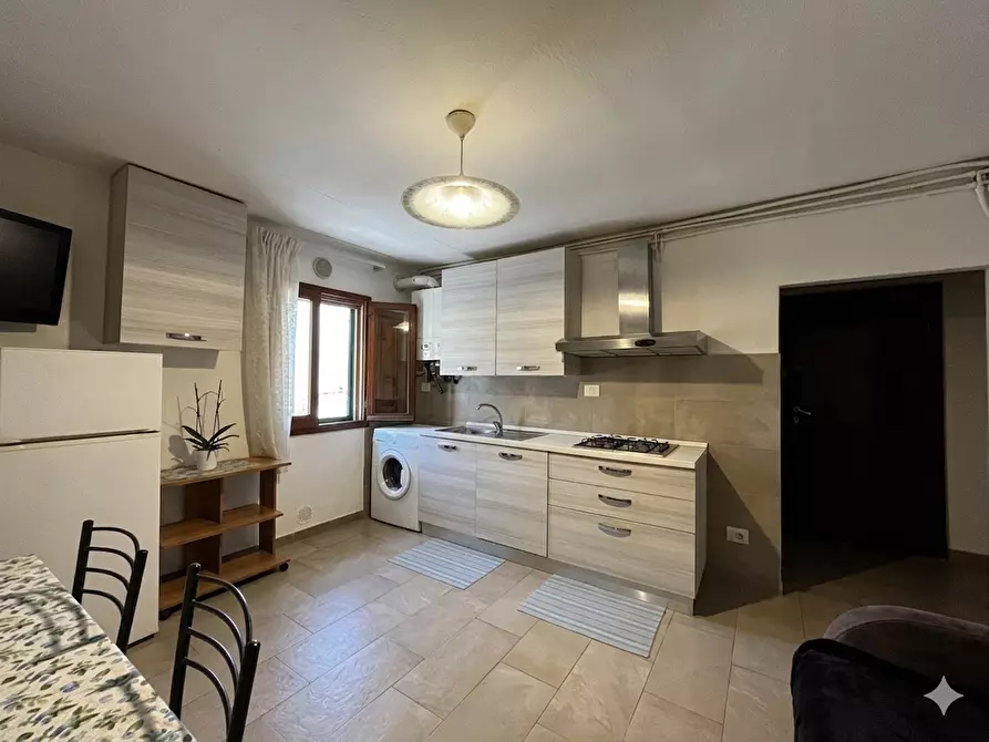 Immagine 2 di Appartamento in vendita  a Pontedera