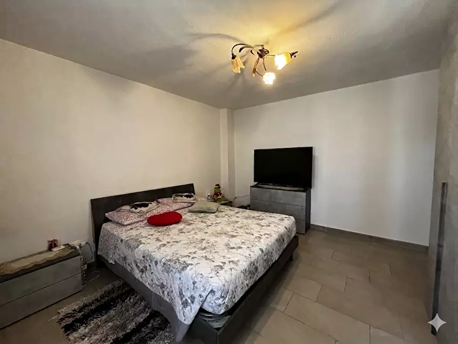 Immagine 9 di Appartamento in vendita  a Pontedera