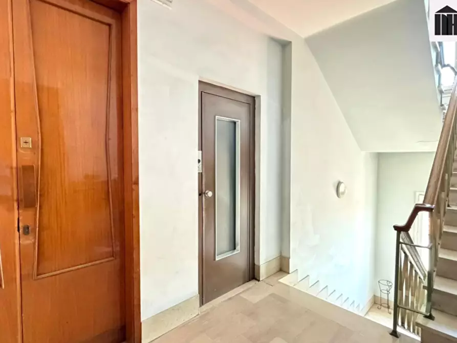 Immagine 25 di Appartamento in vendita  a Santa Croce Sull'arno