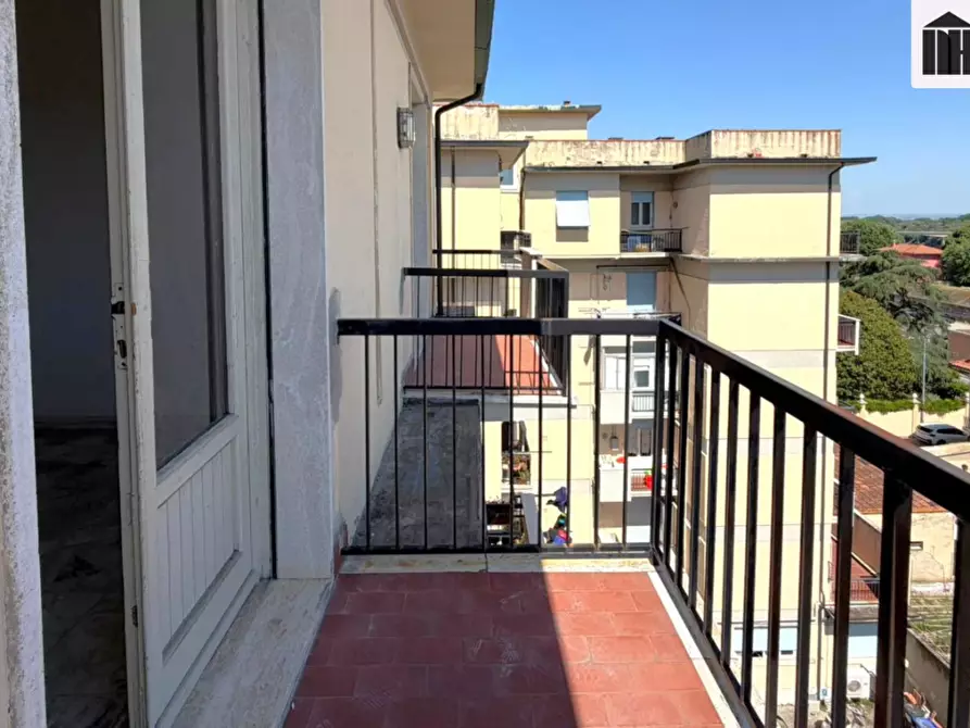 Immagine 24 di Appartamento in vendita  a Santa Croce Sull'arno