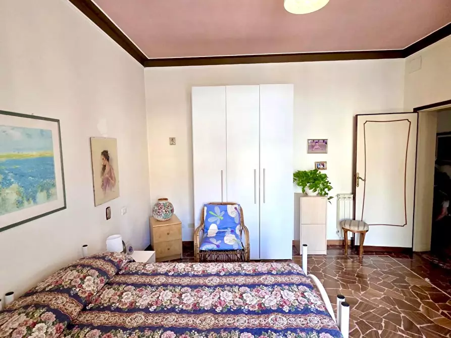 Immagine 14 di Appartamento in vendita  a Viareggio