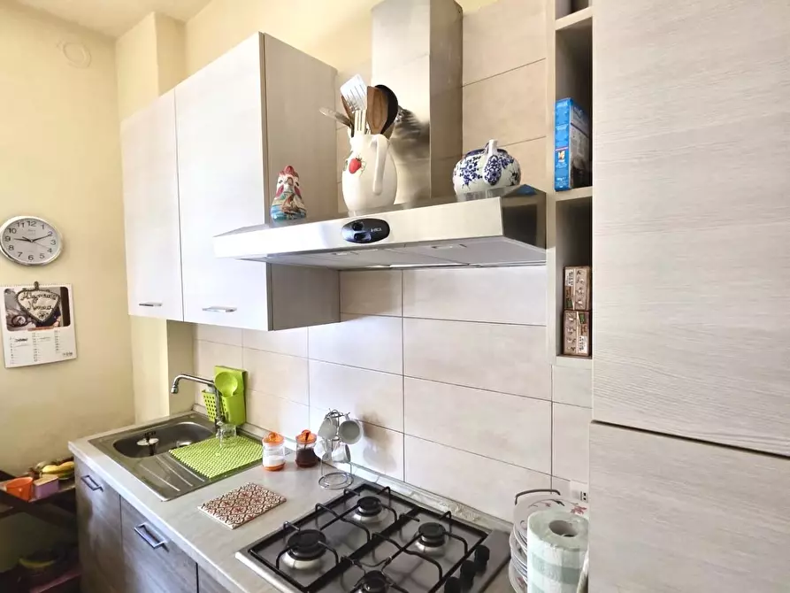 Immagine 4 di Appartamento in vendita  a Viareggio