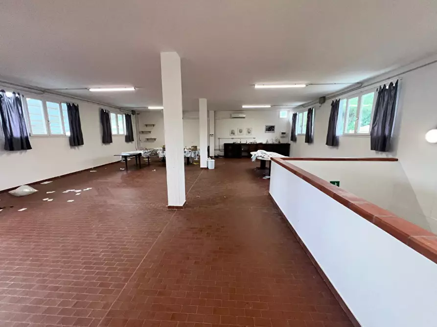 Immagine 2 di Capannone industriale in vendita  a Montelupo Fiorentino