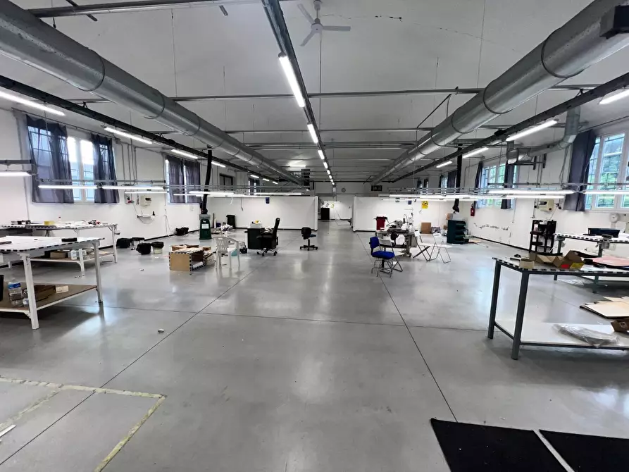 Immagine 10 di Capannone industriale in vendita  a Montelupo Fiorentino