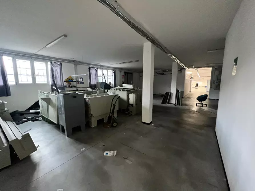 Immagine 6 di Capannone industriale in vendita  a Montelupo Fiorentino