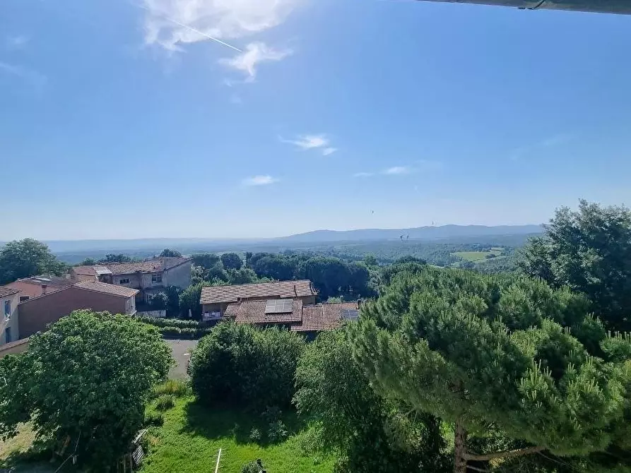 Immagine 6 di Appartamento in vendita  a Colle Di Val D'elsa