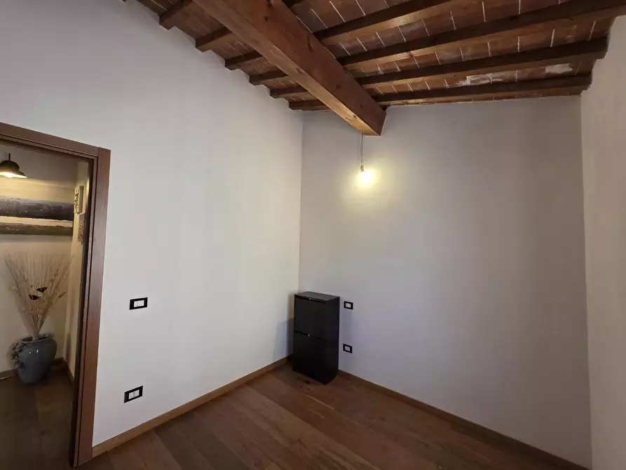 Immagine 25 di Terratetto in vendita  a Collesalvetti