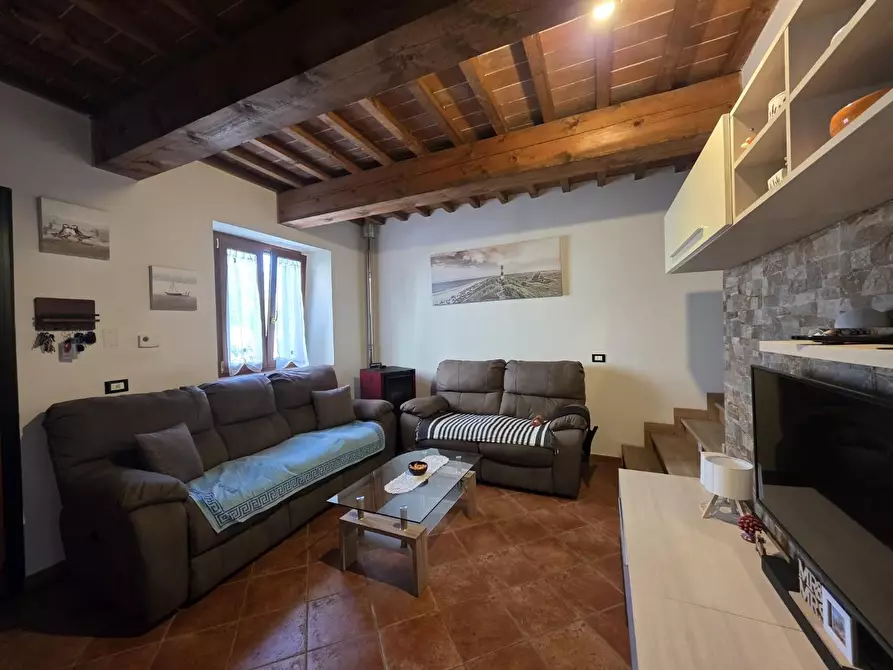 Immagine 1 di Terratetto in vendita  a Collesalvetti