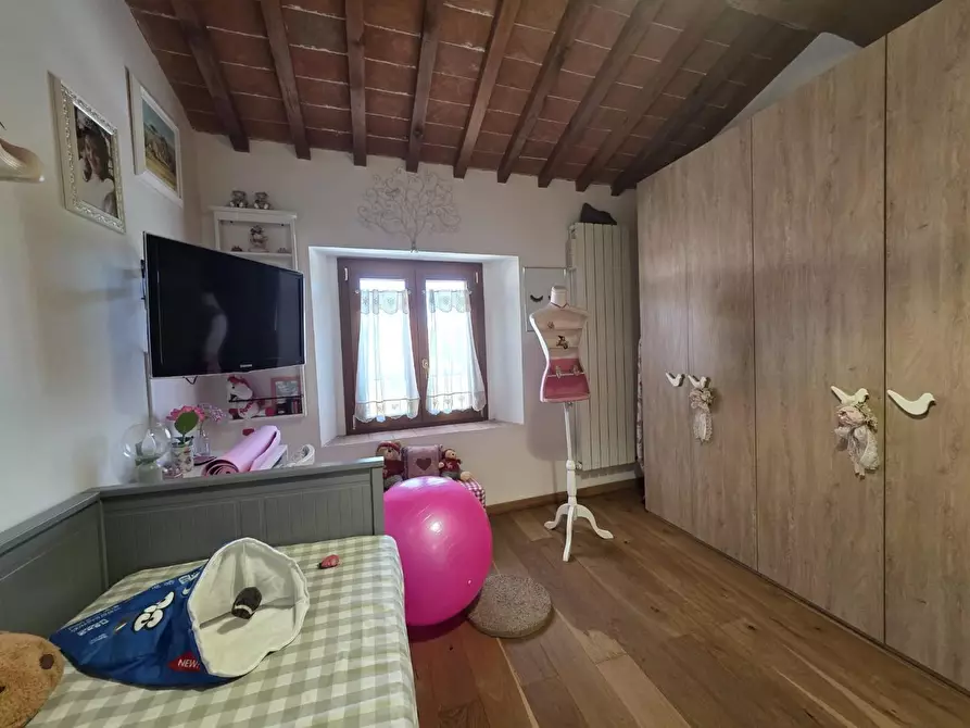 Immagine 40 di Appartamento in vendita  a Collesalvetti