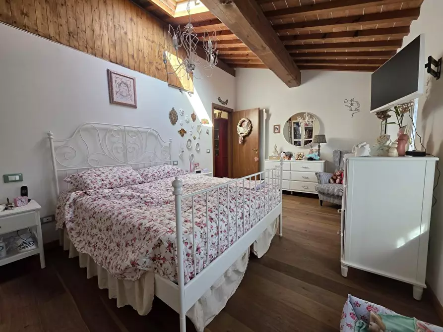 Immagine 24 di Appartamento in vendita  a Collesalvetti