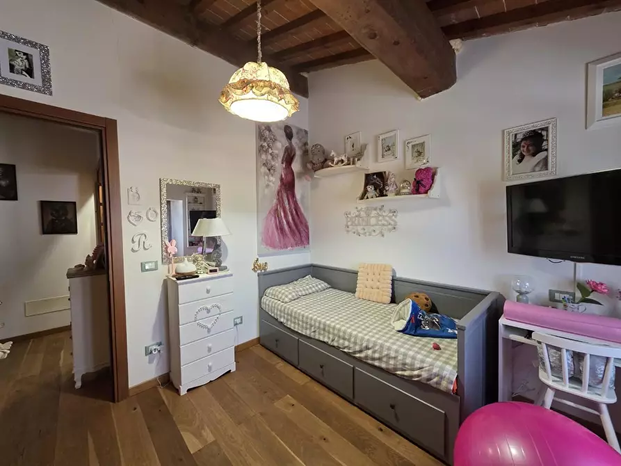 Immagine 39 di Appartamento in vendita  a Collesalvetti