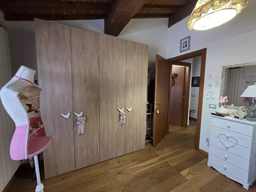 Immagine 38 di Appartamento in vendita  a Collesalvetti