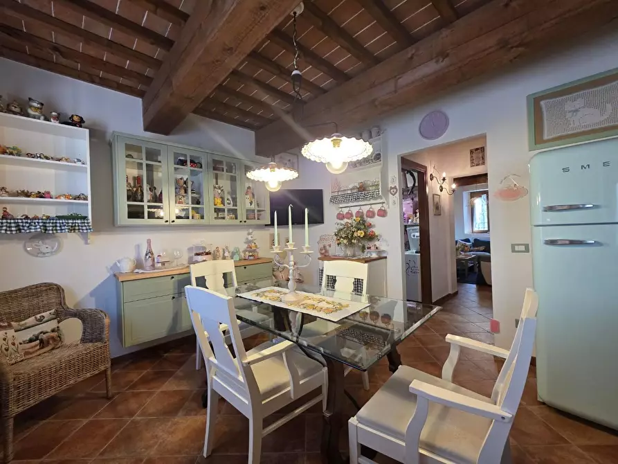 Immagine 11 di Appartamento in vendita  a Collesalvetti