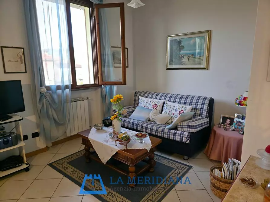 Immagine 2 di Appartamento in vendita  a Lamporecchio