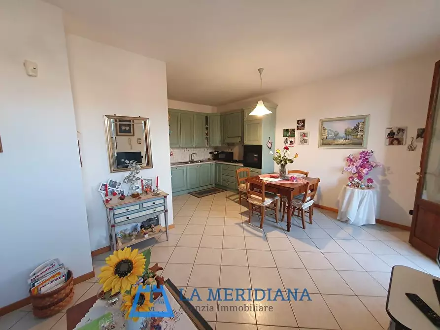 Immagine 5 di Appartamento in vendita  a Lamporecchio