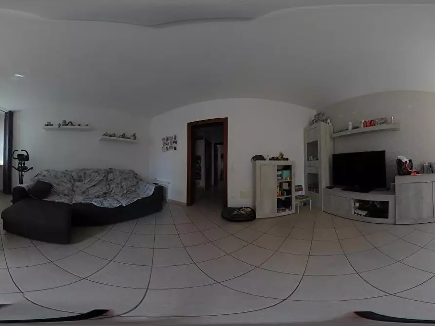 Immagine 31 di Appartamento in vendita  a Livorno