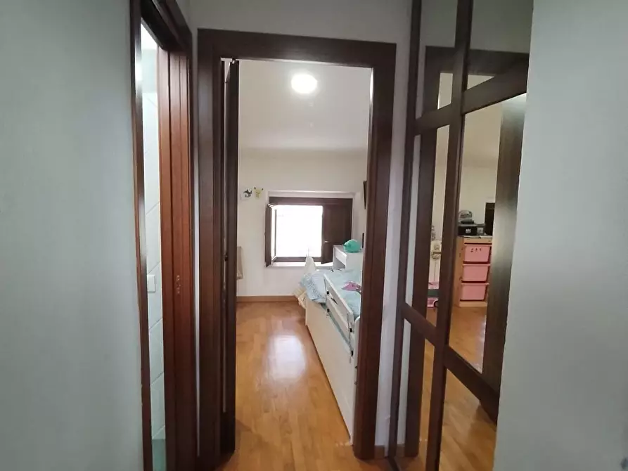 Immagine 11 di Appartamento in vendita  a Livorno