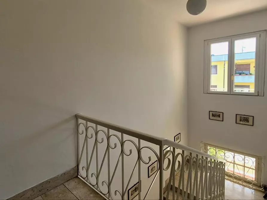 Immagine 18 di Appartamento in vendita  a Lucca
