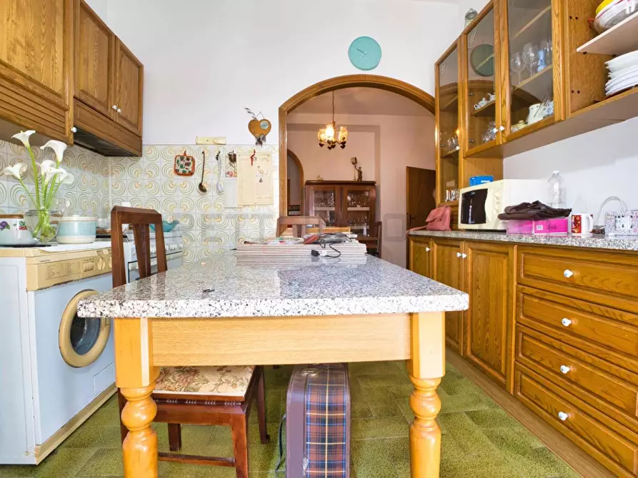 Immagine 5 di Appartamento in vendita  a Suvereto