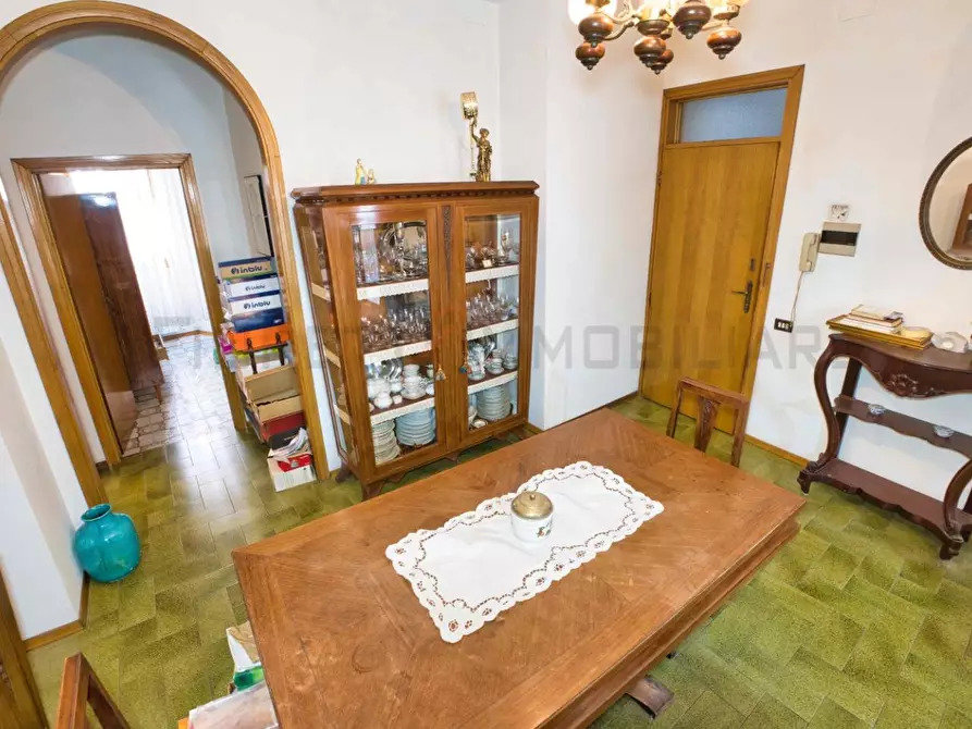 Immagine 12 di Appartamento in vendita  a Suvereto