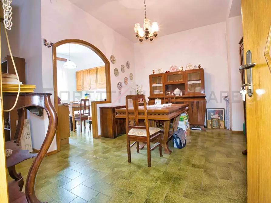 Immagine 2 di Appartamento in vendita  a Suvereto