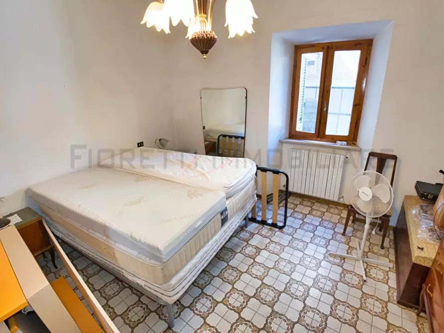 Immagine 17 di Appartamento in vendita  a Suvereto
