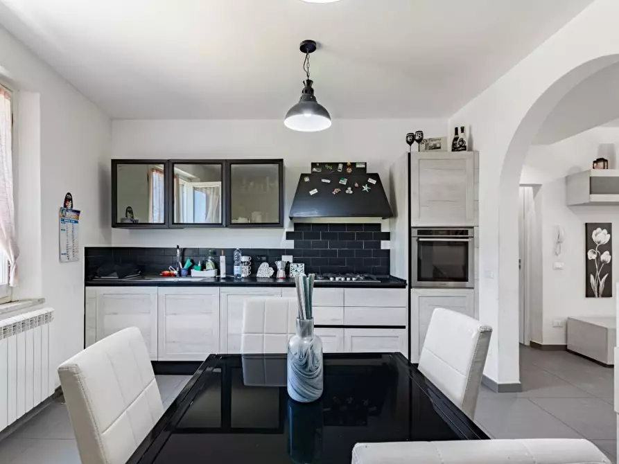 Immagine 9 di Terratetto in vendita  a Cascina