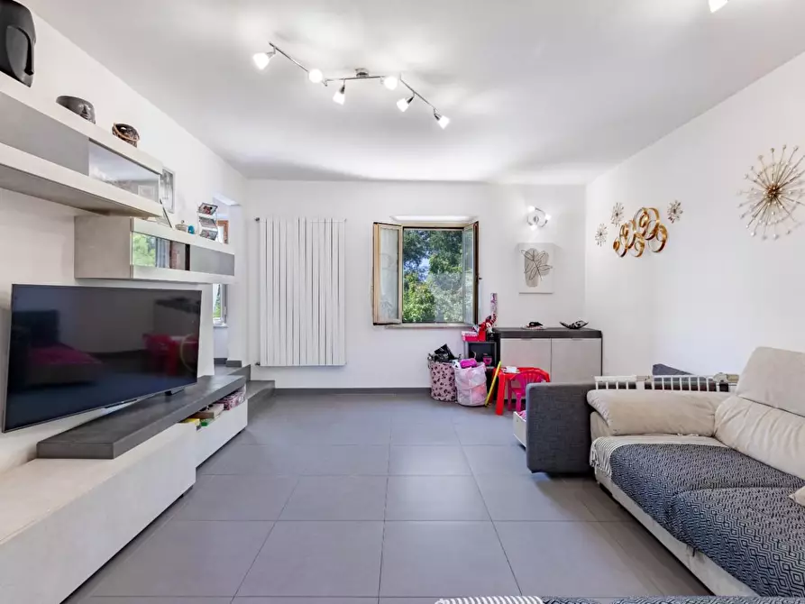 Immagine 8 di Terratetto in vendita  a Cascina