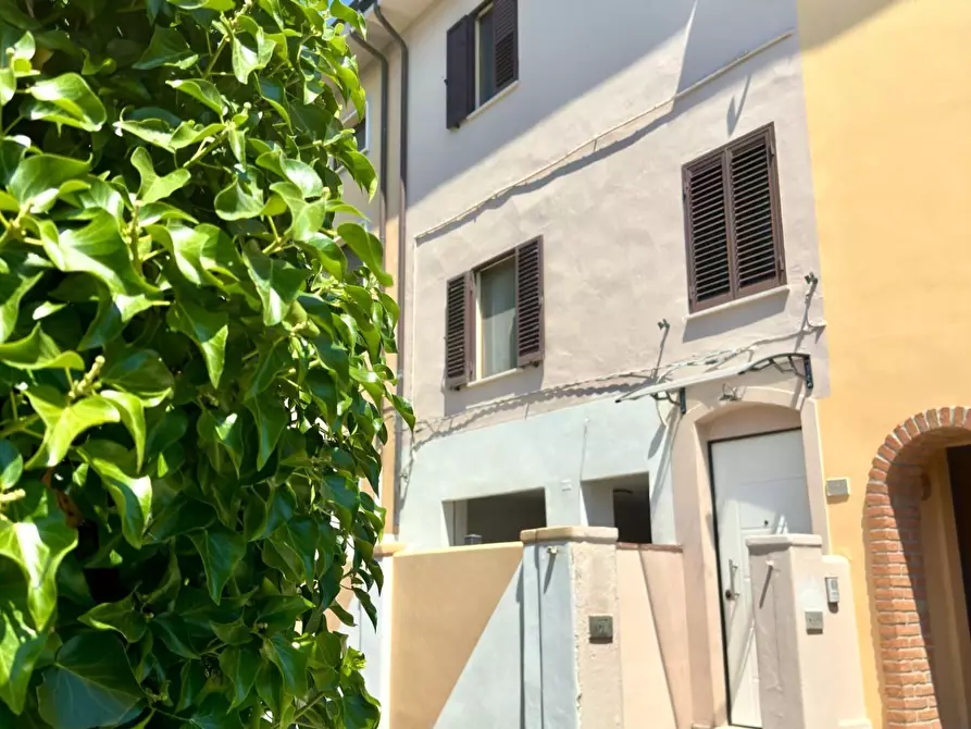 Immagine 2 di Terratetto in vendita  a Cascina