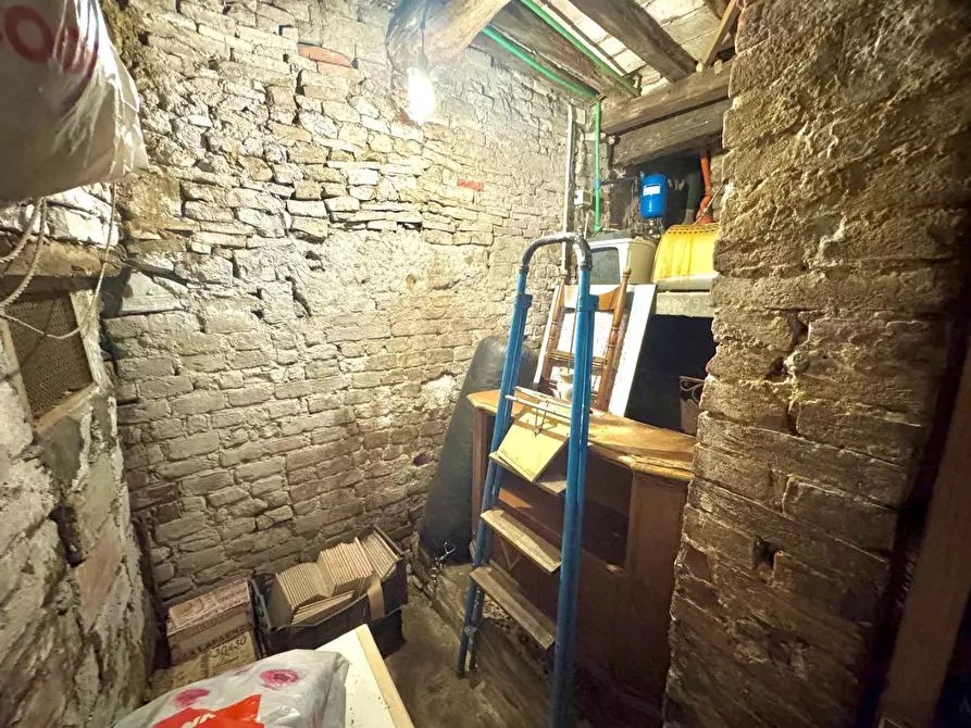 Immagine 20 di Appartamento in vendita  a Siena