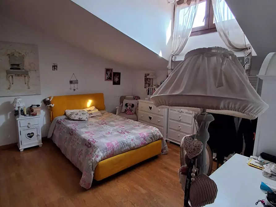 Immagine 14 di Casa bifamiliare in vendita  a Livorno