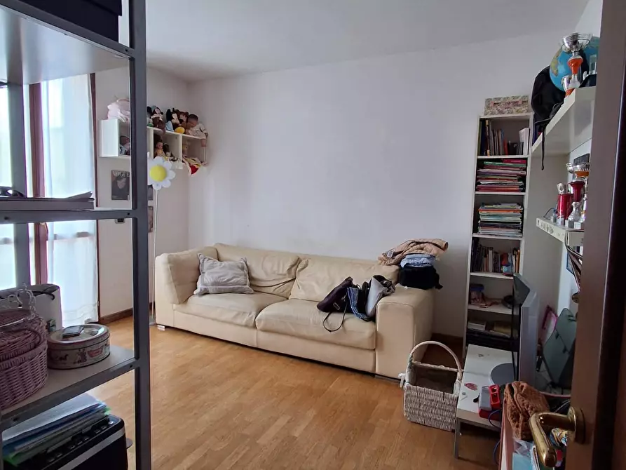 Immagine 11 di Casa bifamiliare in vendita  a Livorno