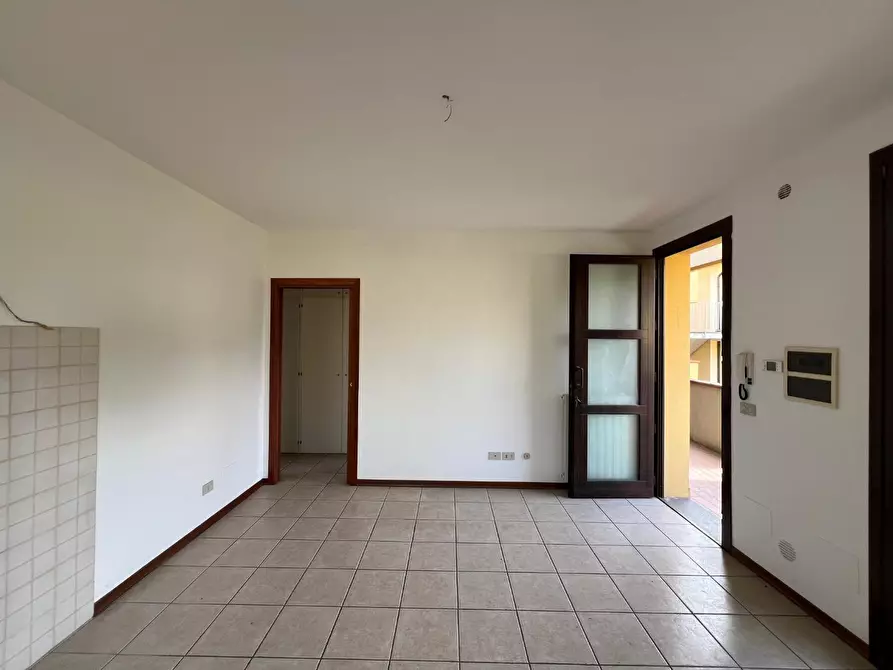 Immagine 5 di Appartamento in vendita  a Santa Maria A Monte