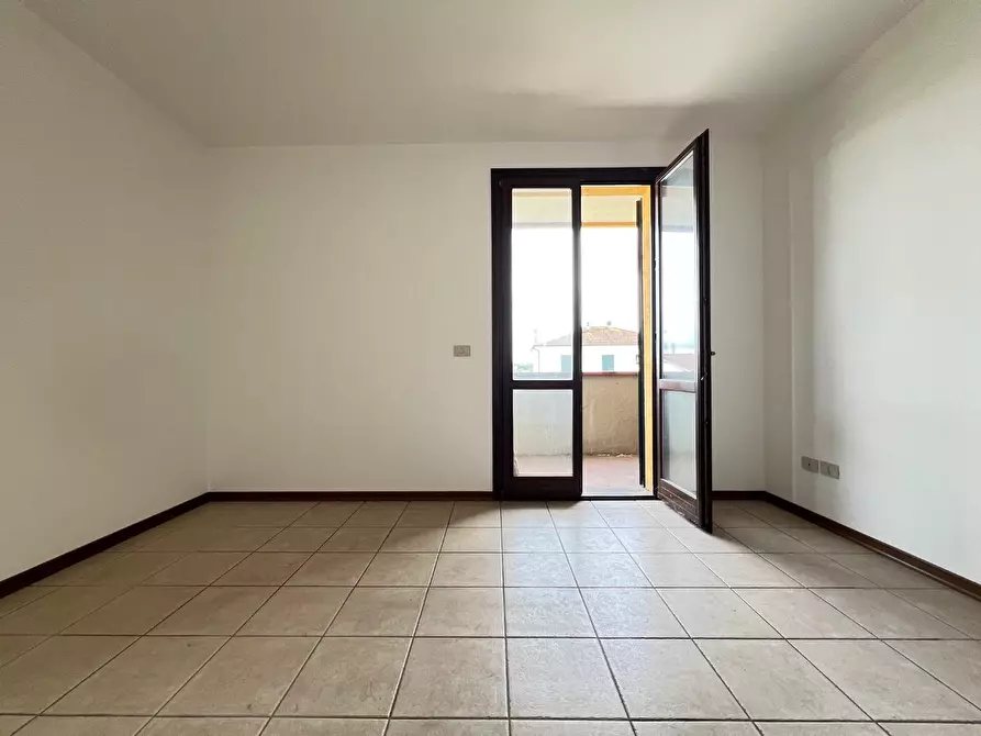 Immagine 14 di Appartamento in vendita  a Santa Maria A Monte