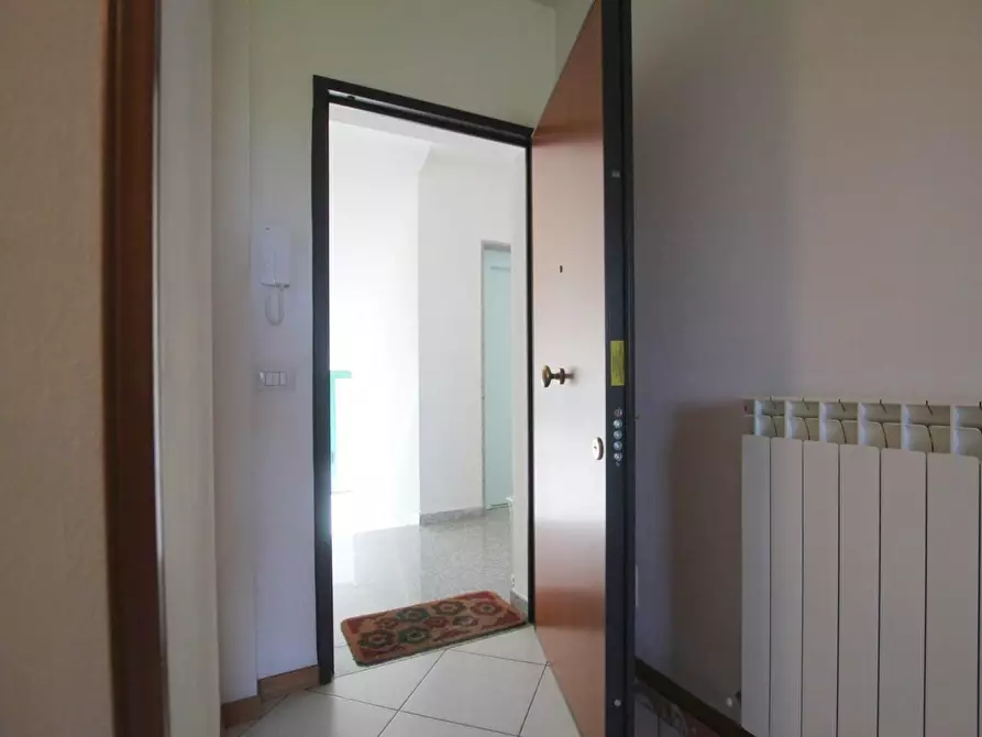 Immagine 2 di Appartamento in vendita  a Siena