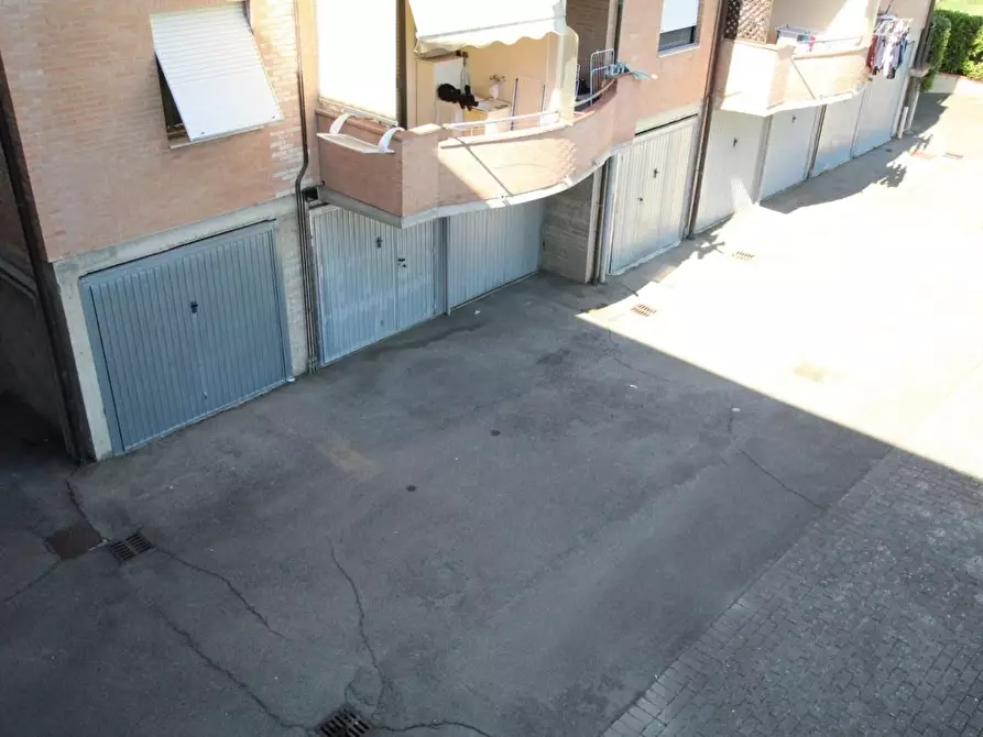 Immagine 15 di Appartamento in vendita  a Siena