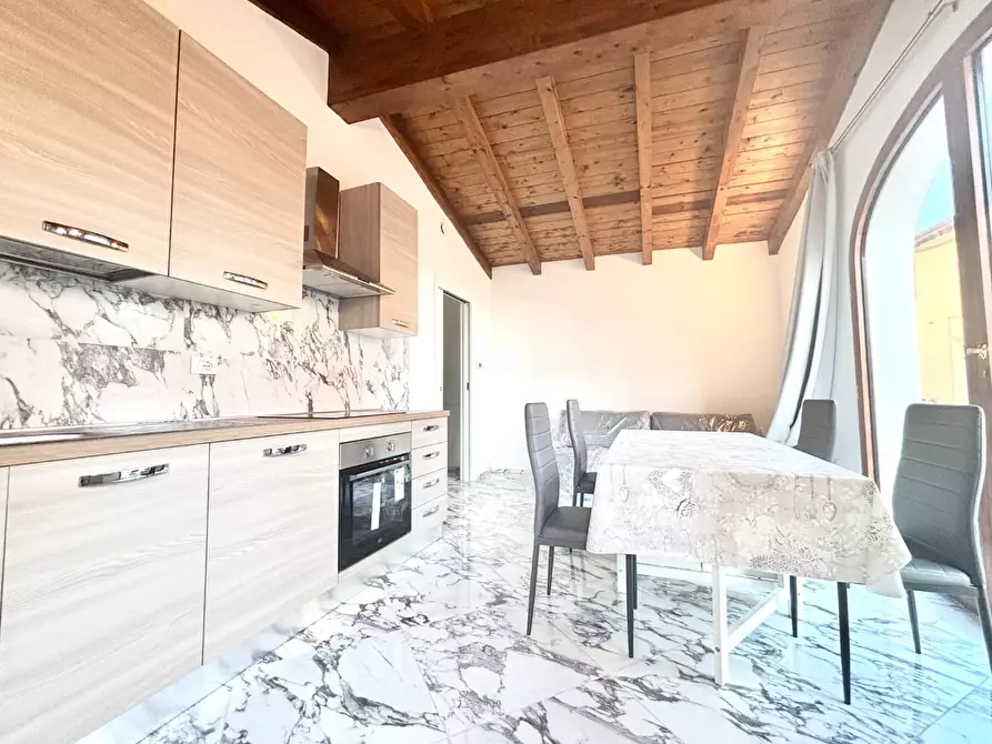 Immagine 1 di Appartamento in affitto  a Empoli